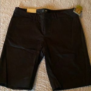 Shorts black size 10
